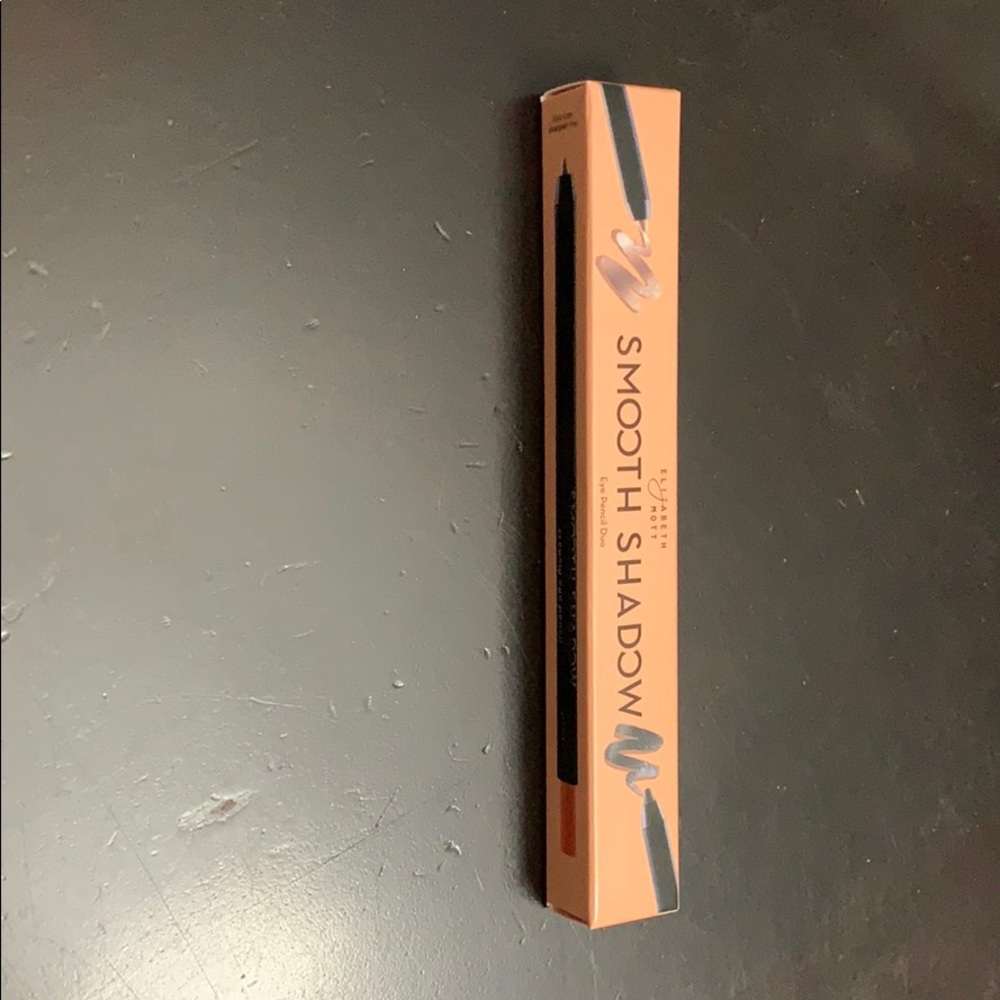 Elizabeth Mitt smooth shadow pencil duo